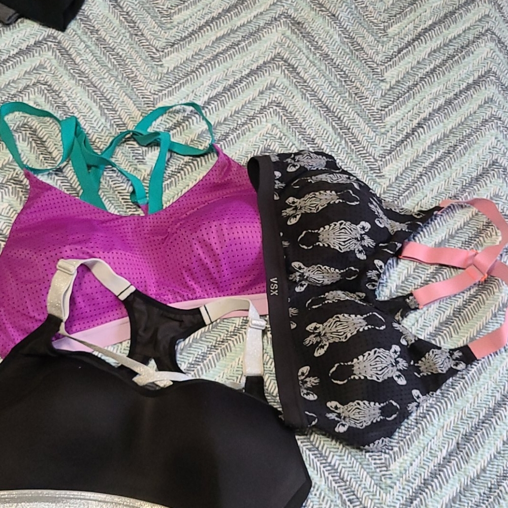 3 VS Sports Bras